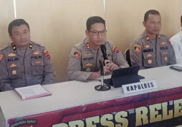 Pres Release Polres Pesisir Selatan terkait kasus persekusi perempuan di Pasir Putih Kambang.